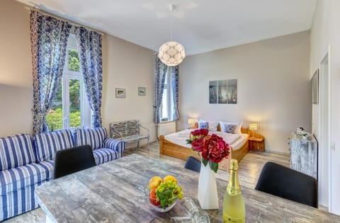 Living room, Living room