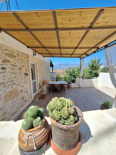 Eirini's Traditional House House in Crete