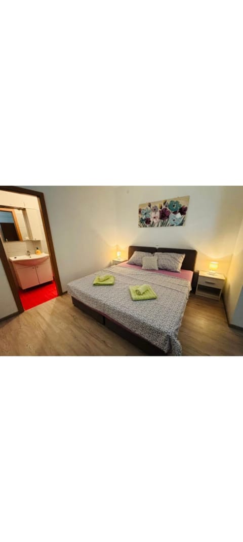 Large Apartment Duje Apartment in Šibenik-Knin County, Croatia