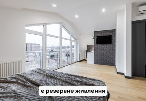 Bed, TV and multimedia, Photo of the whole room, Bedroom, air conditioner
