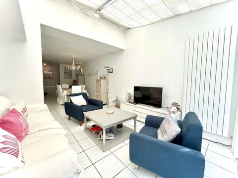 Villa Bauloise 5 pièces, 8 couchages, proche marché, plage, jardin, parking, BBQ - FR-1-245-131 House in La Baule-Escoublac