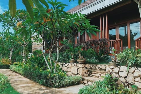 Property building, Garden