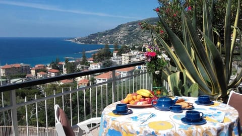 Gioiello sul mare Apartment in Liguria