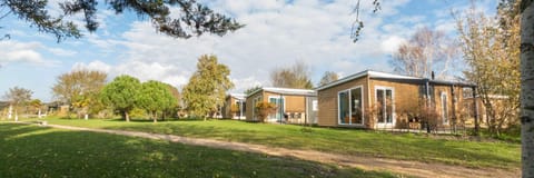 Welcome in - Chalet Vakantiepark Fort den Haak - huisdier toegestaan Chalet in Vrouwenpolder