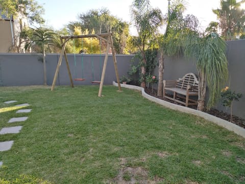 Hayley's Place Bed and Breakfast in Cape Town