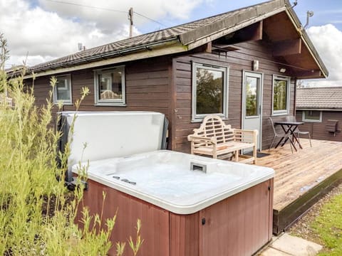 Avallon Lodges Nature lodge in England