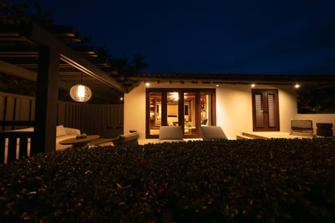 Patio, Night