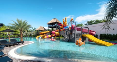Aqua park, Swimming pool