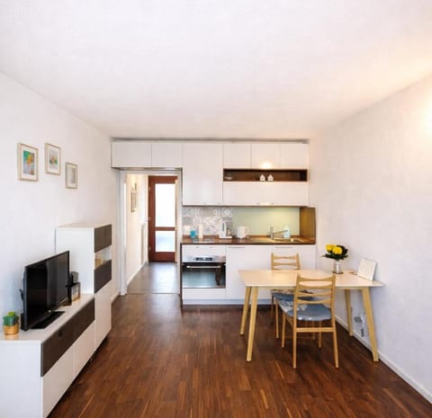 Sunny Seaside Apartment Kiel Apartment in Kiel