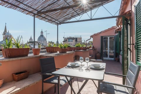 Balcony/Terrace, Landmark view