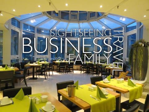 Text overlay, Buffet breakfast