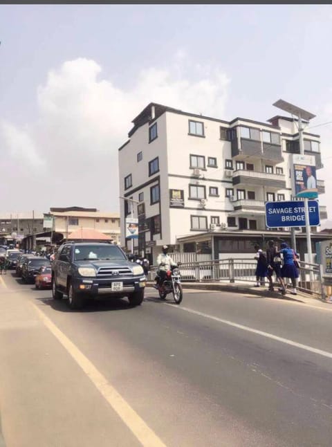 Property building, Balcony/Terrace, Lobby or reception