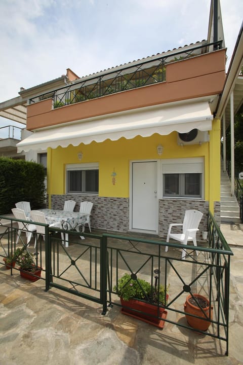 Pavlidis Apartment in Halkidiki