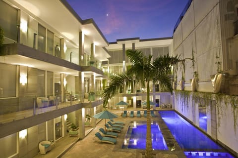 Property building, Pool view, Swimming pool