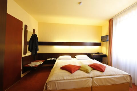 Bed, Decorative detail