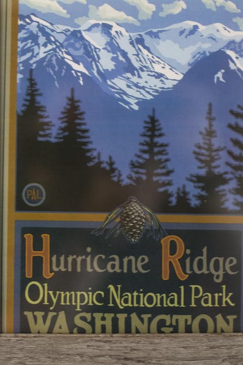 Woodland Inns Nature lodge in Forks