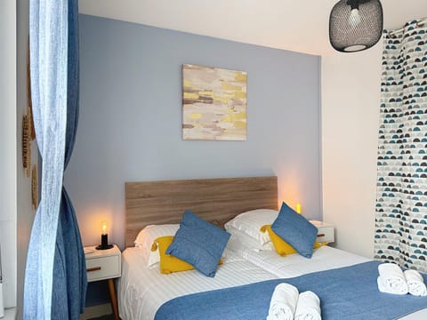 Property building, Bedroom