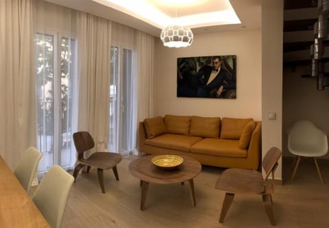 Living room, Seating area, Dining area