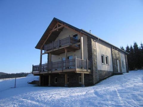 Les Hirondelles House in Wallonia, Belgium