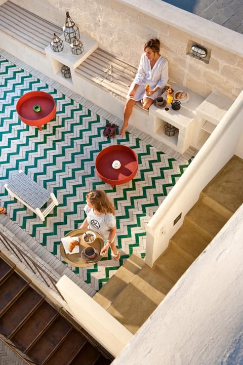 Property building, Balcony/Terrace, Breakfast
