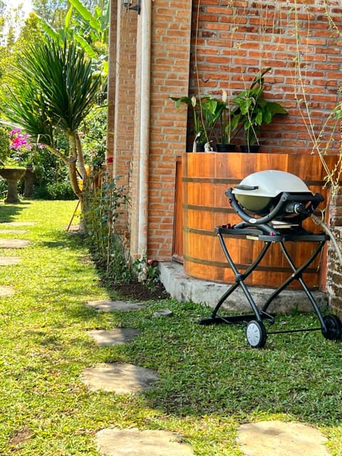 D'Rus Hill munduk Bed and Breakfast in Bali