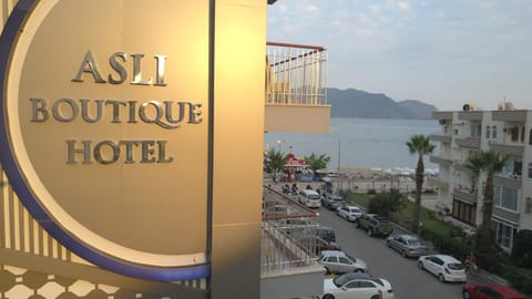 Facade/entrance, Bird's eye view, Sea view, Quiet street view