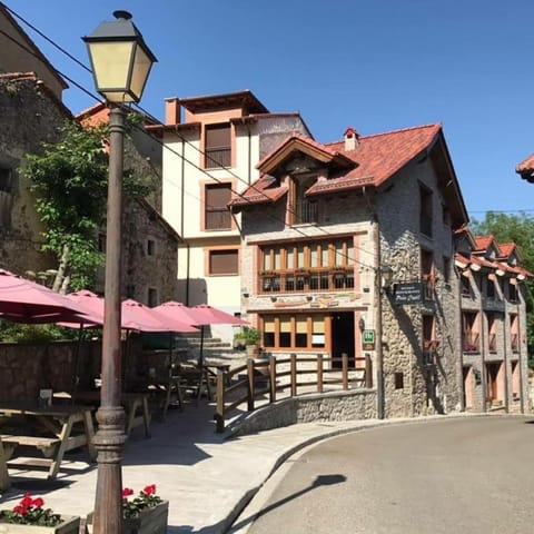 Facade/entrance, Off site, Balcony/Terrace