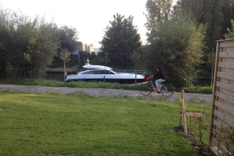 Residentie Pelikaan - nice view on the Leie Ghent Deinze Apartment in Flanders