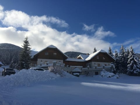 Property building, Winter