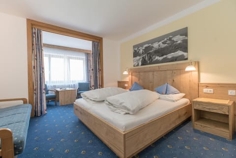 Bed, Decorative detail