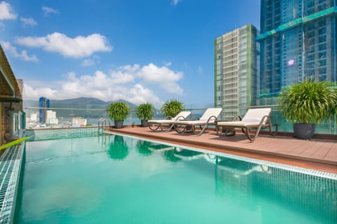 Beach, Swimming pool