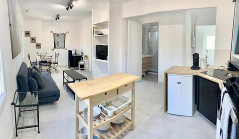 T2 bis cosy climatisé, Intra Muros Avignon Apartment in Avignon