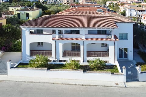 Le Residenze di Via Leonardo da Vinci 14 House in Orosei