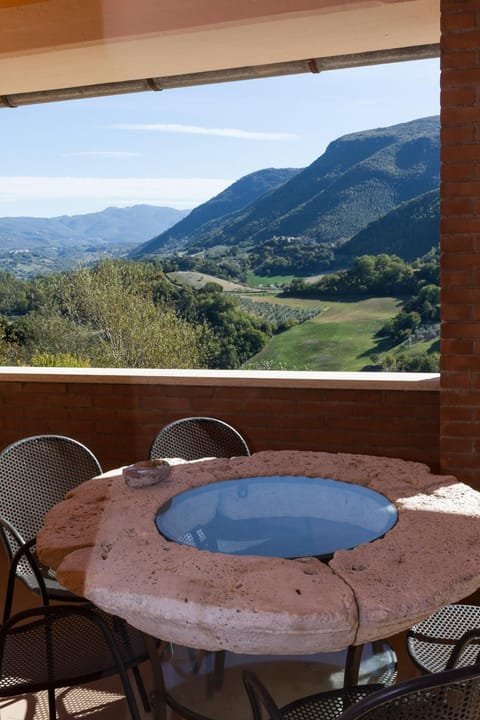 View (from property/room), Balcony/Terrace, Balcony/Terrace, Mountain view