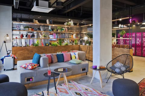 Lounge or bar