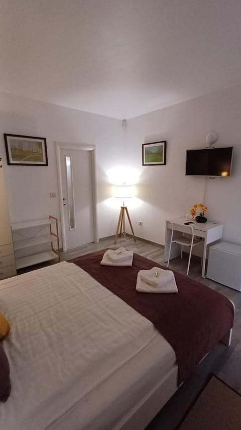 Neferprod Apartments - IS - CAM 03 Apartment in Timisoara