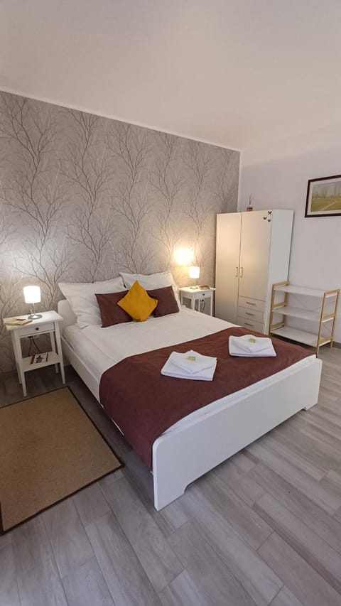 Neferprod Apartments - IS - CAM 03 Apartment in Timisoara