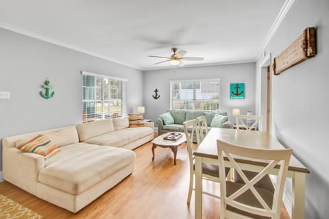 Palm Boulevard 2403 - Downstairs House in Isle of Palms