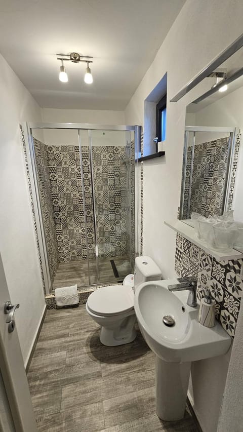 Neferprod Apartments - IS - CAM 06 Apartment in Timisoara