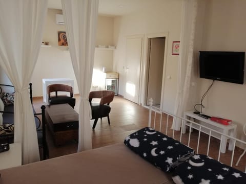 Living room, Photo of the whole room