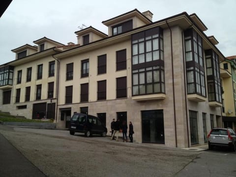 Property building, Street view