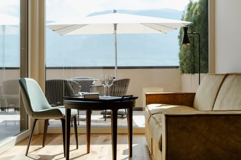 Balcony/Terrace, Living room