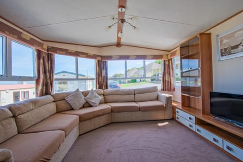Pet Friendly 'Instow' Caravan with Sea Views House in Westward Ho