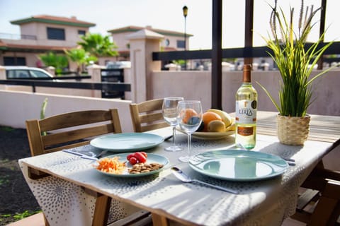 Patio, Garden, Balcony/Terrace