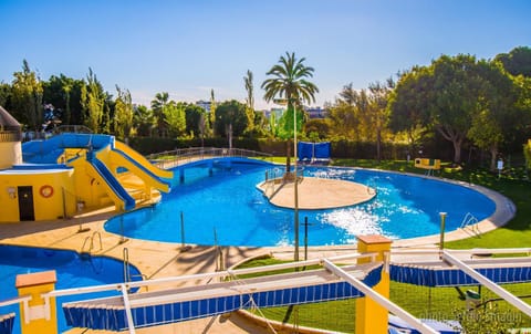 Aqua park, Swimming pool