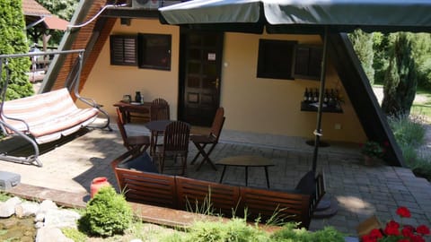 Patio, Garden, Balcony/Terrace