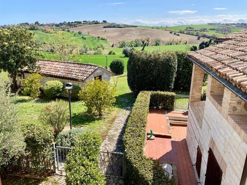 S214 - Sirolo, trilocale con giardino in zona tranquilla Apartment in Sirolo