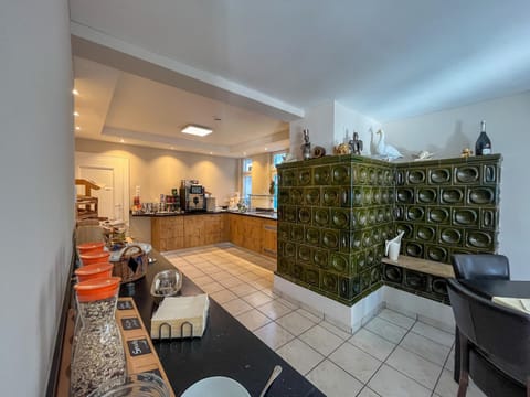 Buffet breakfast, Buffet breakfast