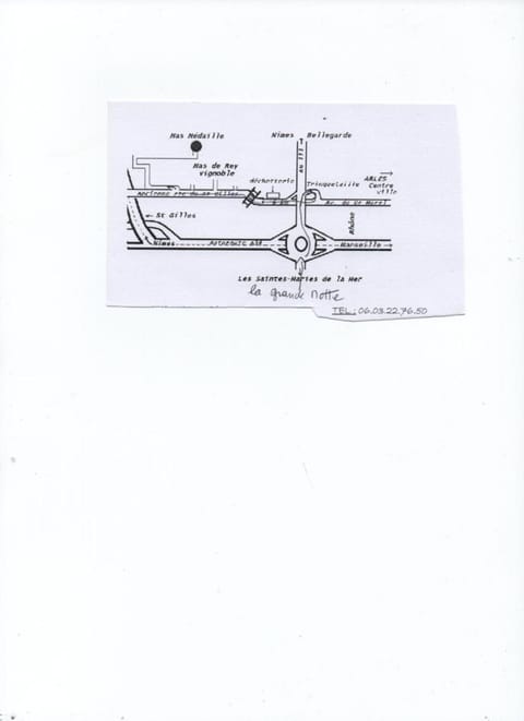 gîte du Pigeonnier Mas Médaille House in Arles