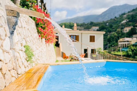 Property building, Swimming pool, Swimming pool